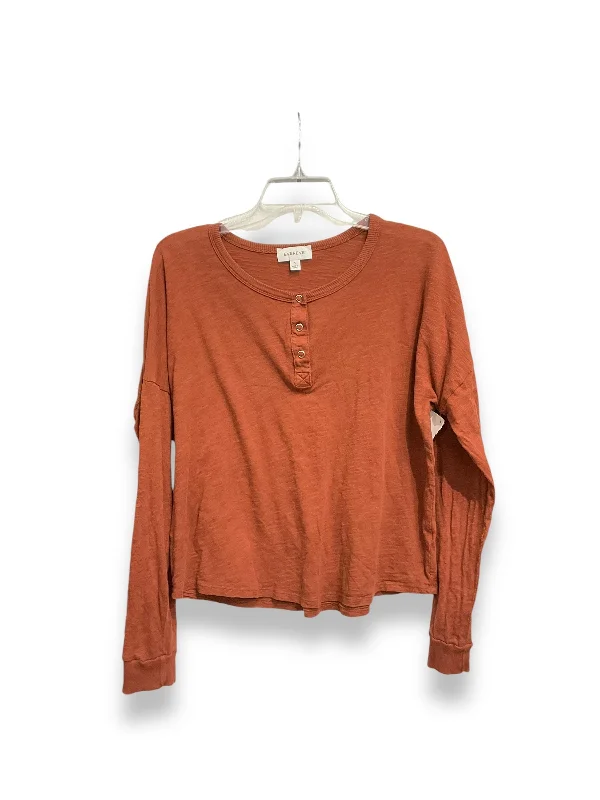 Top Long Sleeve By Evereve In Brown, Size: S