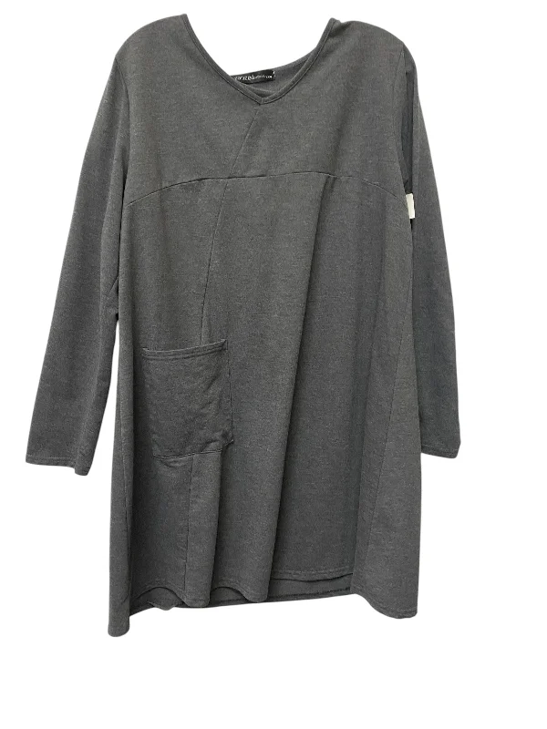 Top Long Sleeve By Zanzea In Grey, Size: 3x