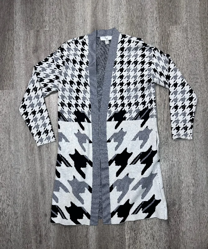 Cardigan By Mainstreet Boutique In Black & White, Size: Xs