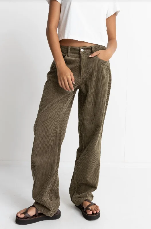 Chloe Low Rise Pants In Sage