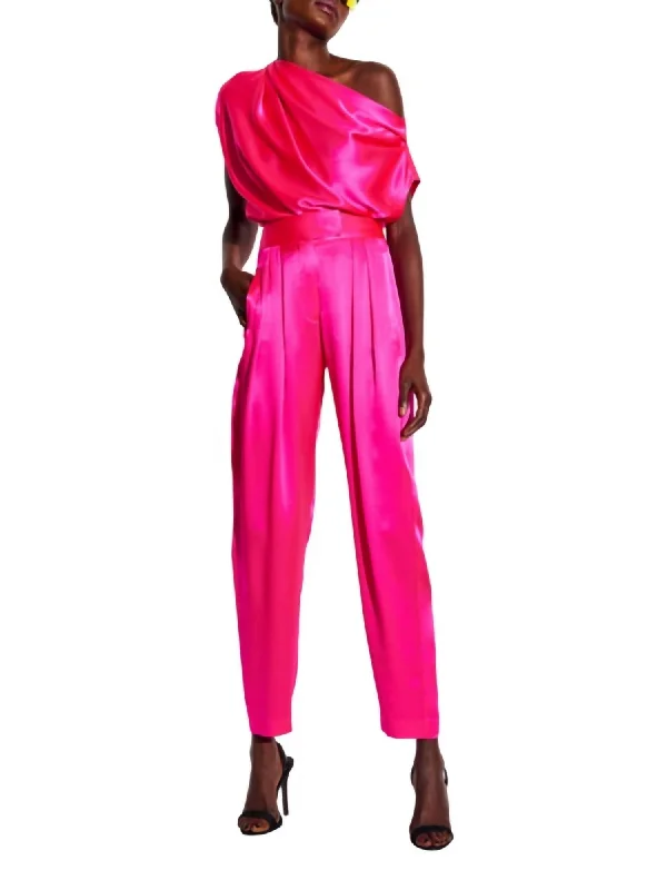 Tapered Trouser In Hot Pink