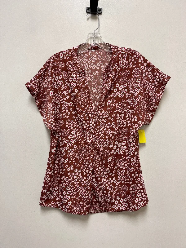 Top Short Sleeve By Clothes Mentor In Brown, Size: M