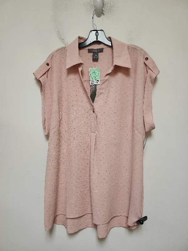 Top Short Sleeve By Clothes Mentor In Pink, Size: 1x