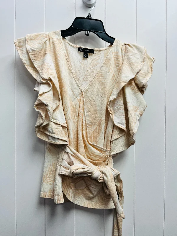 Top Short Sleeve By Inc In Cream, Size: L