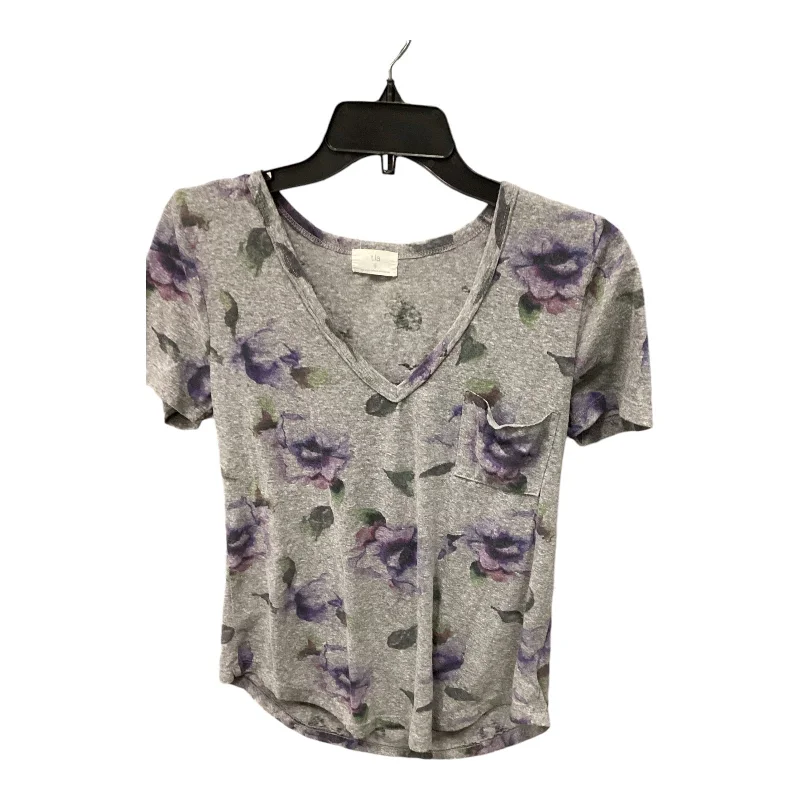 Top Short Sleeve By T.la In Grey, Size: S