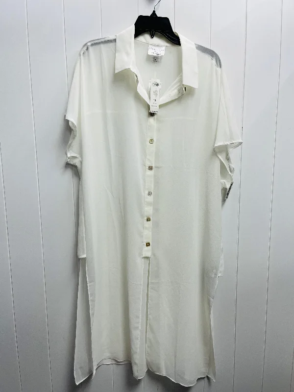 Tunic Short Sleeve By Chicos In White, Size: M