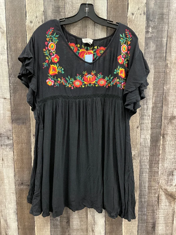 Tunic Short Sleeve By Umgee In Black, Size: S